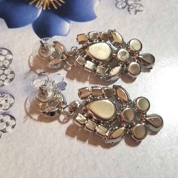 NEW Premier Designs Crystal & Moonglow Glam Earrings - Picture 3 of 6